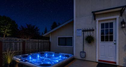 Charming Yosemite 3BR Cottage with Hot Tub & Stargazing