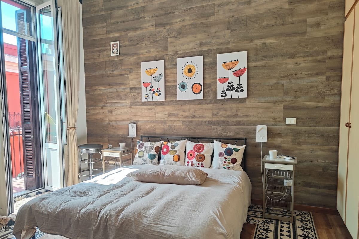 Apartamento, cozinha, vista para a cidade | Cortinas blackout, quartos à prova de som, ferros/tábuas de passar roupa