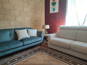 Apartment, Kitchen, City View | Blackout drapes, soundproofing, iron/ironing board, free WiFi - Casa Amapola Bari (Bari)