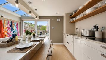 Fridge, microwave, oven, dishwasher