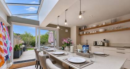 Hydrangea House - a managed house that sleeps 10 guests in 4 bedrooms
