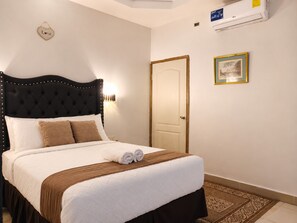 Habitación individual Confort | Escritorio, espacio para trabajar con un portátil, wifi gratis