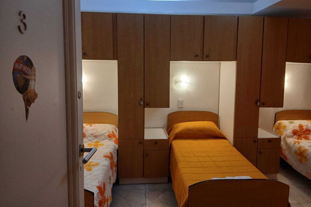 Classic Shared Dormitory | WiFi (free)