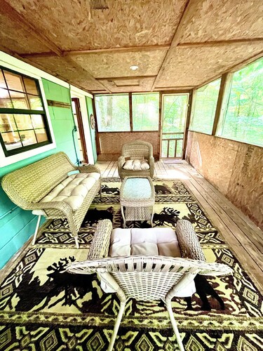 Honey Bear- Charming Pigeon Forge Cabin only seconds from the Parkway