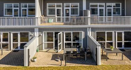 "Arise" - 700m from the sea by Interhome