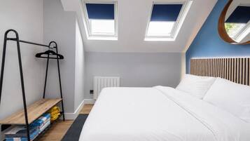 1 bedroom, iron/ironing board, Internet, bed sheets