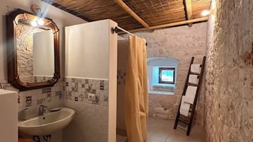 Chambre Triple | Intérieur