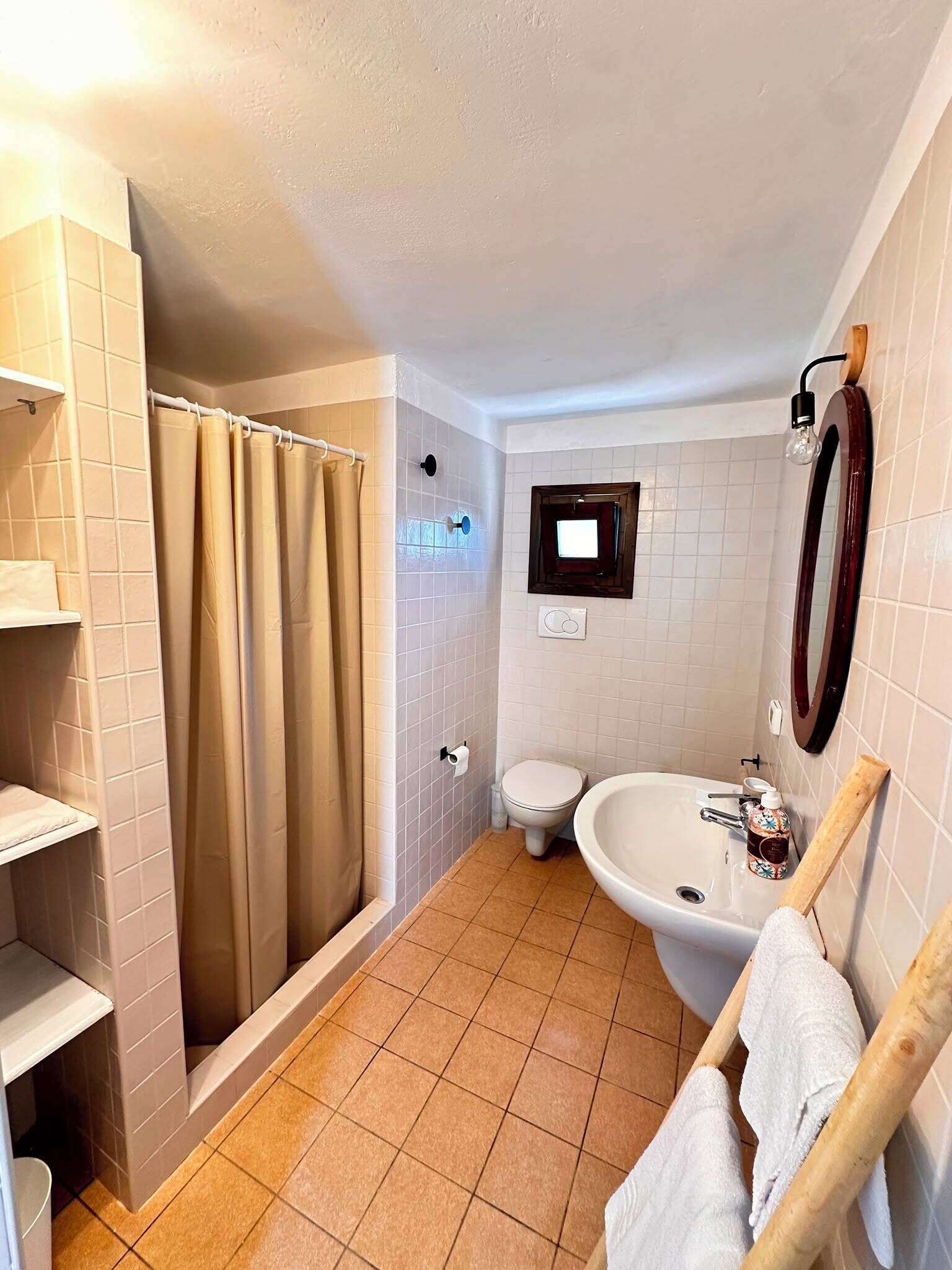 Double Room | Bathroom