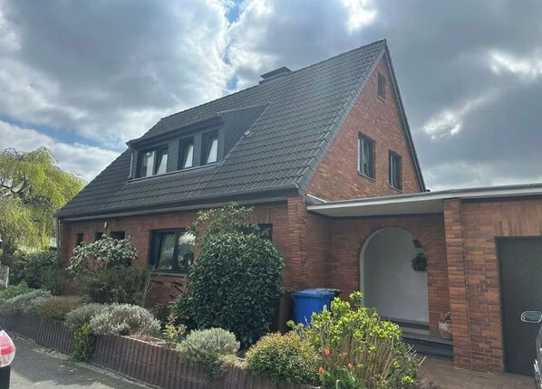 Exterior - Vrbo Property (Düsseldorf)