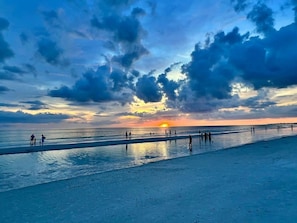Liegestühle, Strandtücher