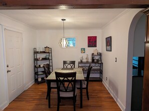Dining - 3BR Decatur Home - Avondale Train to Stadium/Downtown (Decatur)