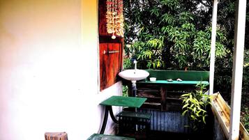 Casa, 1 quarto, varanda | Área da propriedade