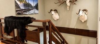 The Anchorage Sweet Spot w/ Cinema, Gym and Deck