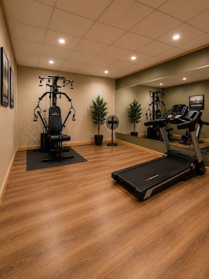 Fitness facility - The Anchorage Sweet Spot w/ Cinema, Gym and Deck (Anchorage)