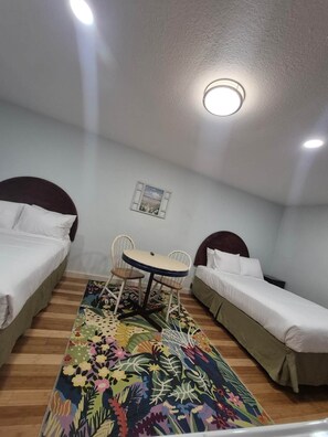 Room - *New* Marina Motel - Botanical Bay (Aransas Pass)
