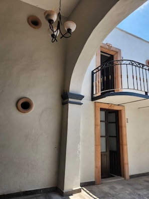 Exterior detail - Hotel Casa Valeria Queretaro Centro (Queretaro)
