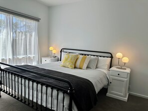 Room - The Blue Nest, Clare
Relax in this calm, stylish space with expansive views. (Clare)