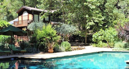 Tranquil Country Estate with Fantastic Garden