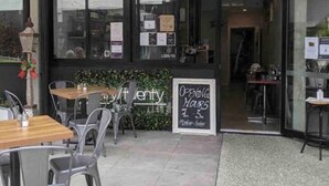 Unclassified image, 5 of 16, button - The Barty by Parbery Property (Kingston)
