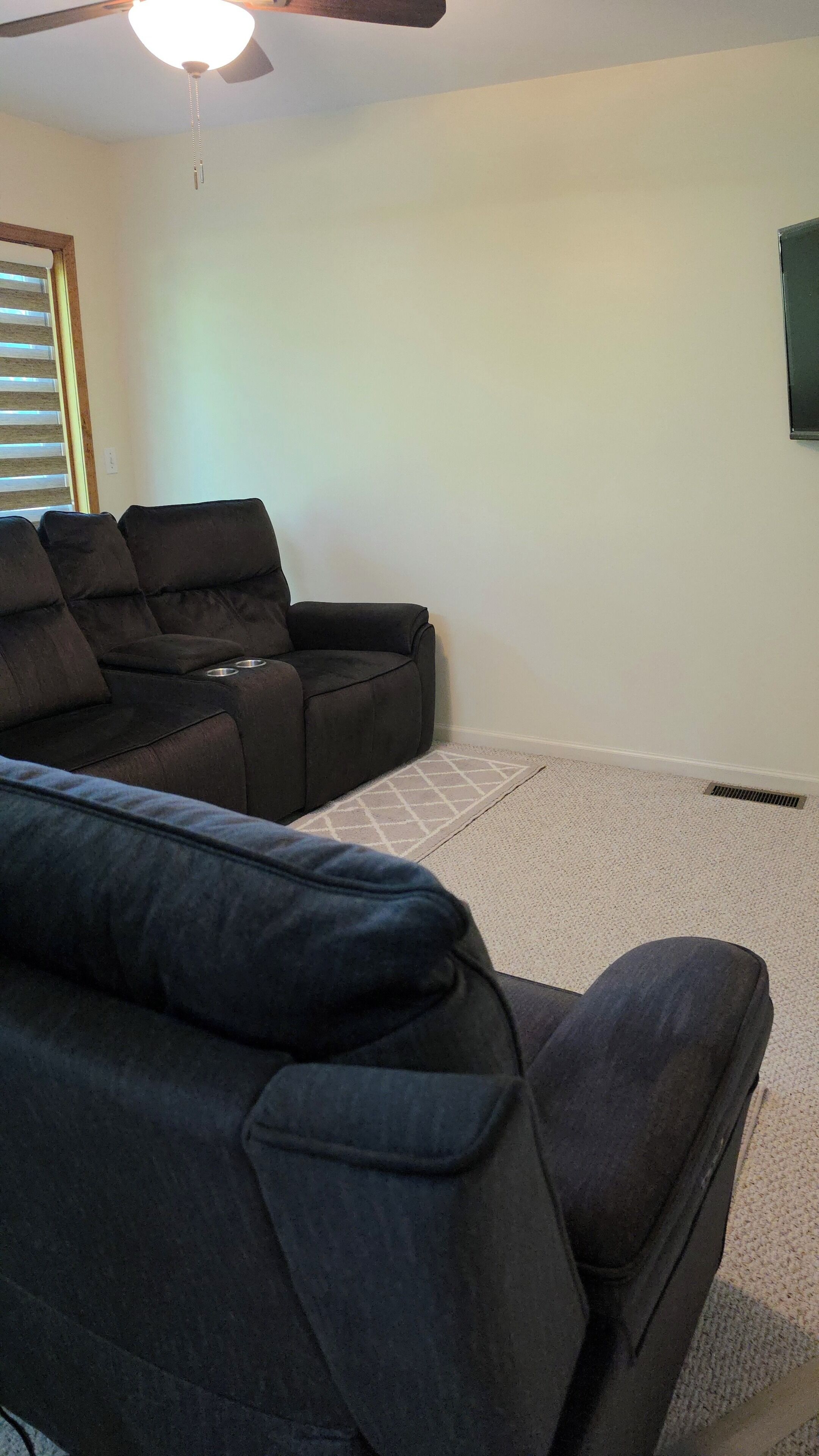 Welcoming 1-bedroom Apartment With Ac In Charming Elma - East Aurora, NY