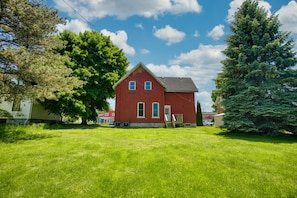 Exterior - Iconic Red Victorian | 3BR Ridgetown Retreat (Ridgetown)
