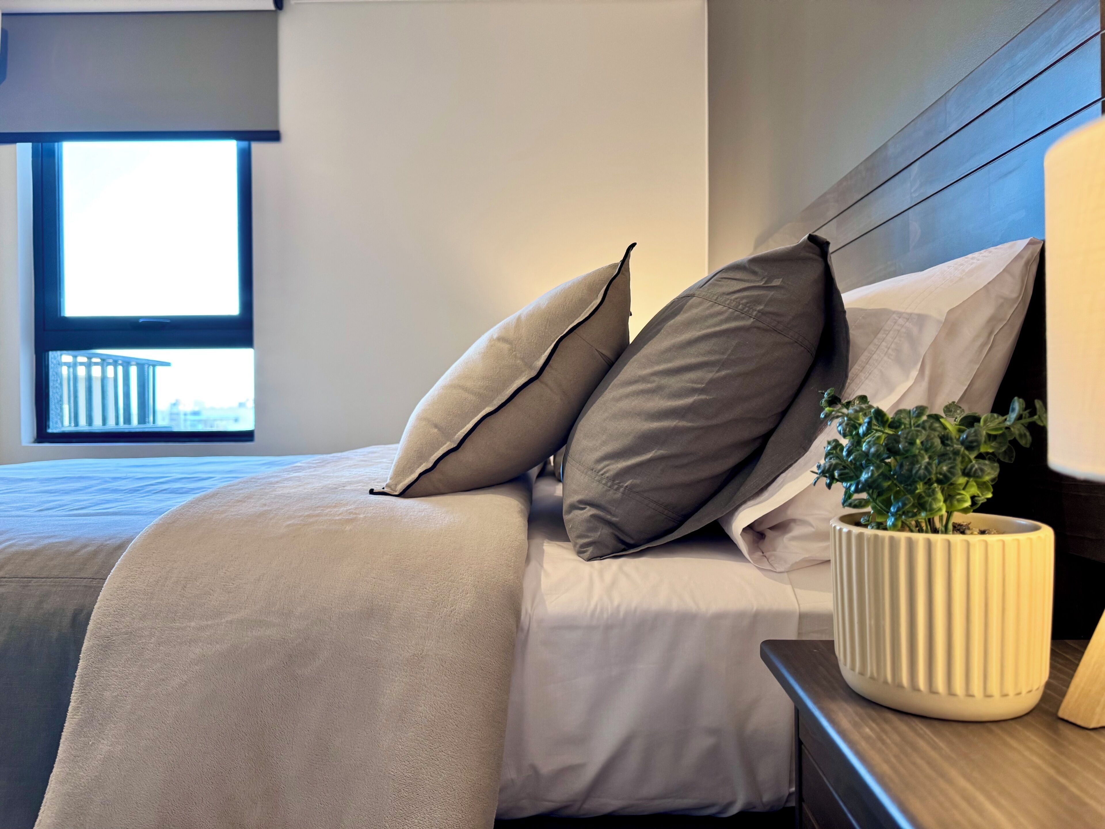 1 habitación, tabla de planchar con plancha, wifi gratis y ropa de cama 