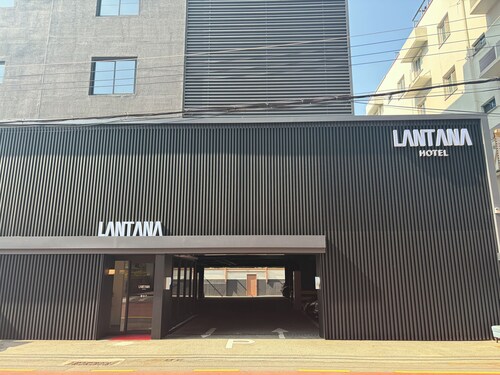 LANTANA Hotel