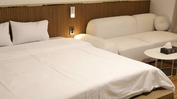 Deluxe Double Room | Desk, free WiFi