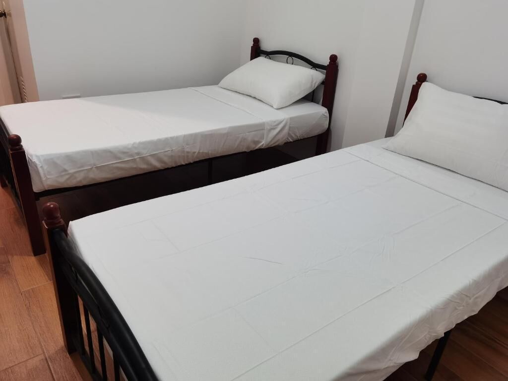 Standaard kamer | Een bureau, een laptopwerkplek, gratis wifi, rolstoeltoegankelijk