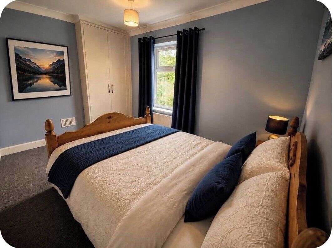 WiFi, bed sheets