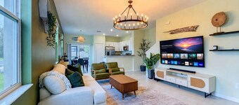Luxury Mins To St Josephs Hospital & Apollo Beach with Pool
