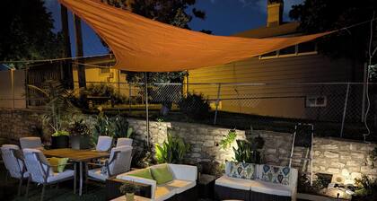 Stylish Midcentury Modern Minutes from Downtown KC