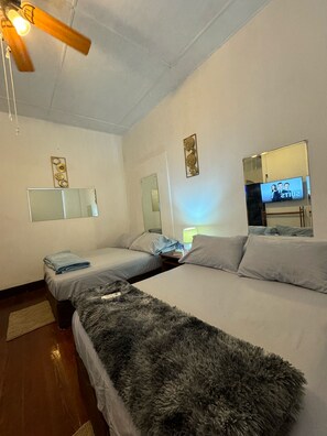 1 quarto, ferros/tábuas de passar roupa, Wi-Fi, roupa de cama