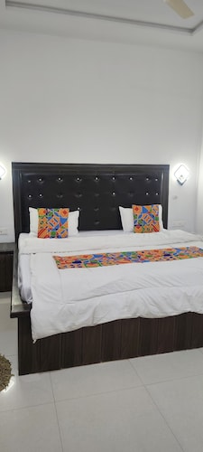 Hotel Ansh Palace 