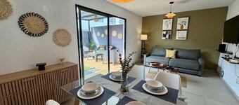 Opico2 Trails | Tourism or Business, WiFi, Pool, Gym, New and Fully Equipped House