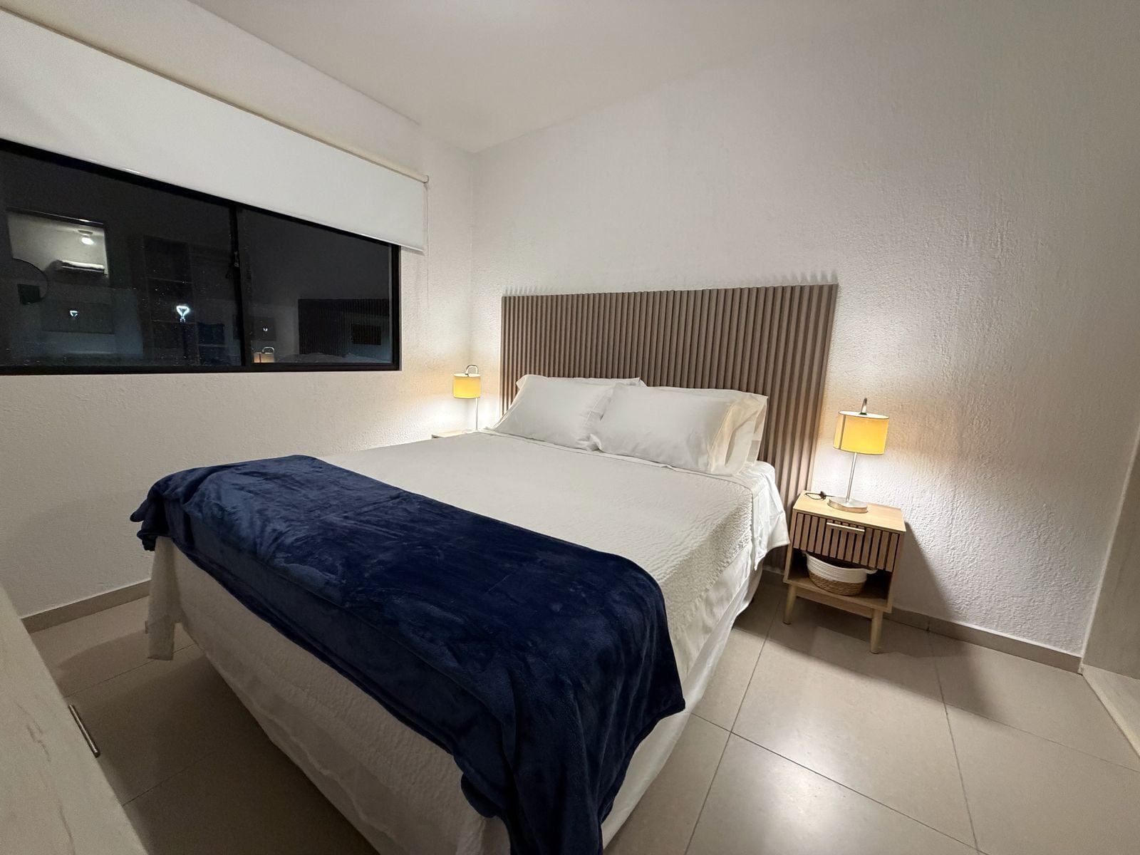 3 chambres, fer et planche à repasser, Wi-Fi gratuit, draps fournis