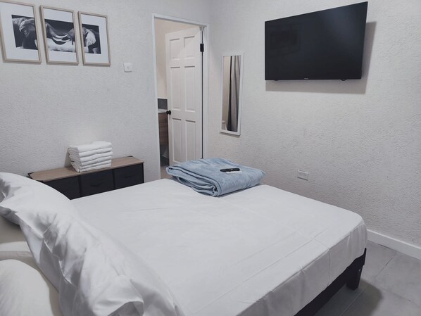 1 quarto, ferros/tábuas de passar roupa, Wi-Fi, roupa de cama