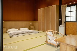 Free WiFi - MEDIASPHERE COMMUNICATIONS HOSTEL (Pingtung County)