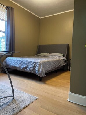 3 Schlafzimmer, Bügeleisen/Bügelbrett, WLAN, Bettwäsche