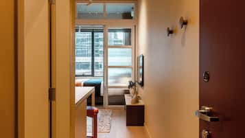 Standard Studio | In-room safe, desk, laptop workspace, blackout curtains