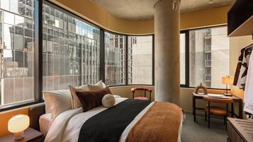 Superior Apartment, 1 Bedroom | In-room safe, desk, laptop workspace, blackout curtains