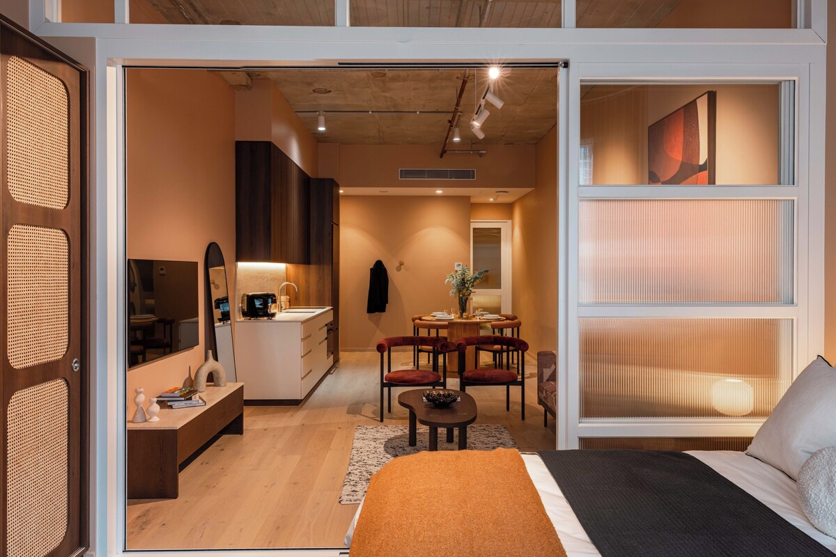 Signature Apartment, 2 Bedrooms | In-room safe, desk, laptop workspace, blackout curtains