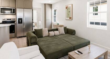 Modern 1BR on Main St in Bishop Arts #9