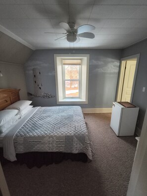 Room - Vrbo Property (Pelee Island)