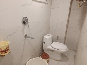 Bathroom - THE 47TH HEAVEN HOMESTAY (Dalhousie)