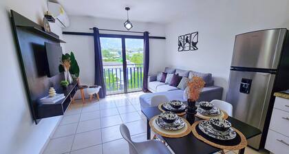 Very cozy apartment, ideal for couples or families.