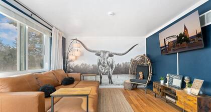 The Longhorn Hideout