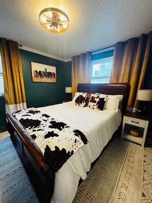 2 chambres, fer et planche à repasser, Wi-Fi gratuit, draps fournis