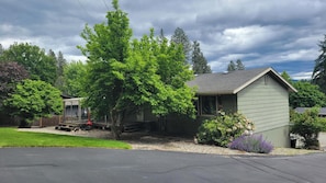 Exterior - 3-bedroom house in peaceful Coeur d'Alene on quiet cul de sac (Coeur d'Alene)