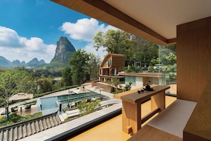 Habitación con 2 camas individuales, vistas al río | Vistas desde la habitación
